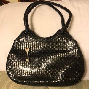 Fossil weaved leather